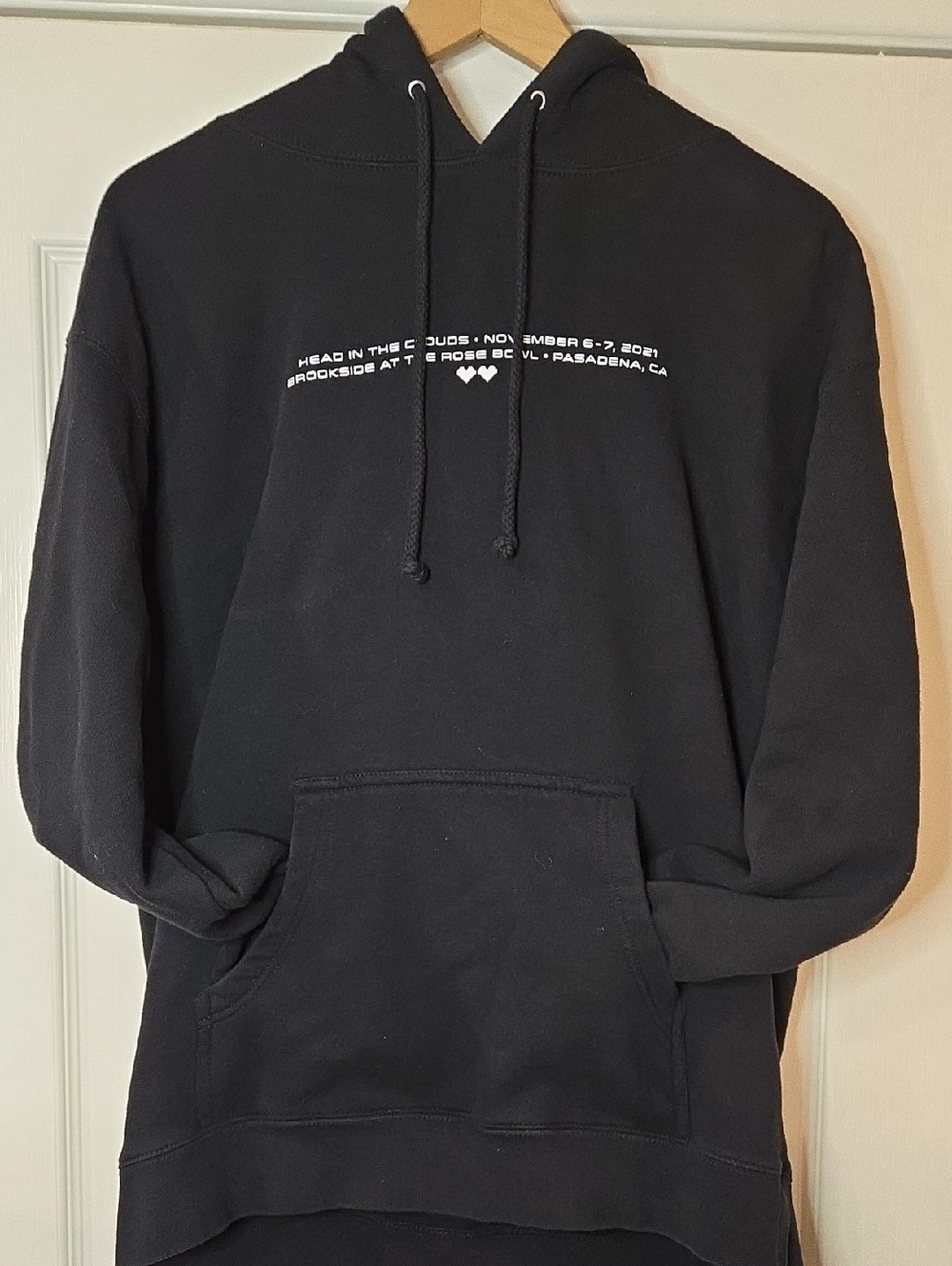 Head In The Clouds Festival Hoodie Sweatshirt Mens L‎ Black 2021 Rosebowl